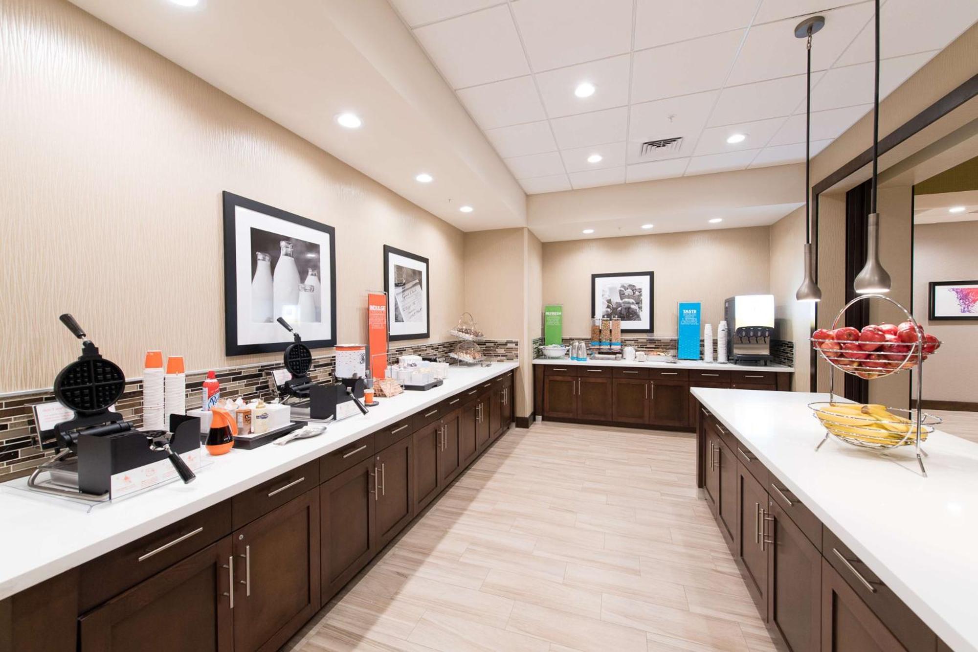 Hampton Inn And Suites Fayetteville, Nc Εξωτερικό φωτογραφία